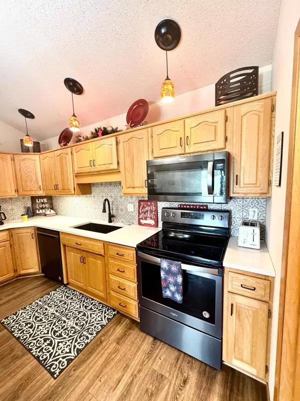 Detroit Lakes, MN 56501,1647 Long Bridge RD