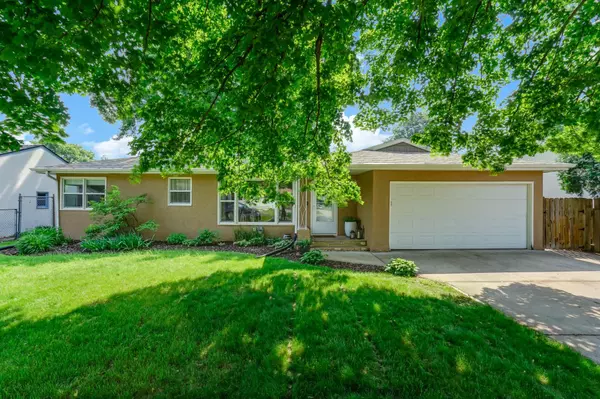 4812 Jersey AVE N,  Crystal,  MN 55428