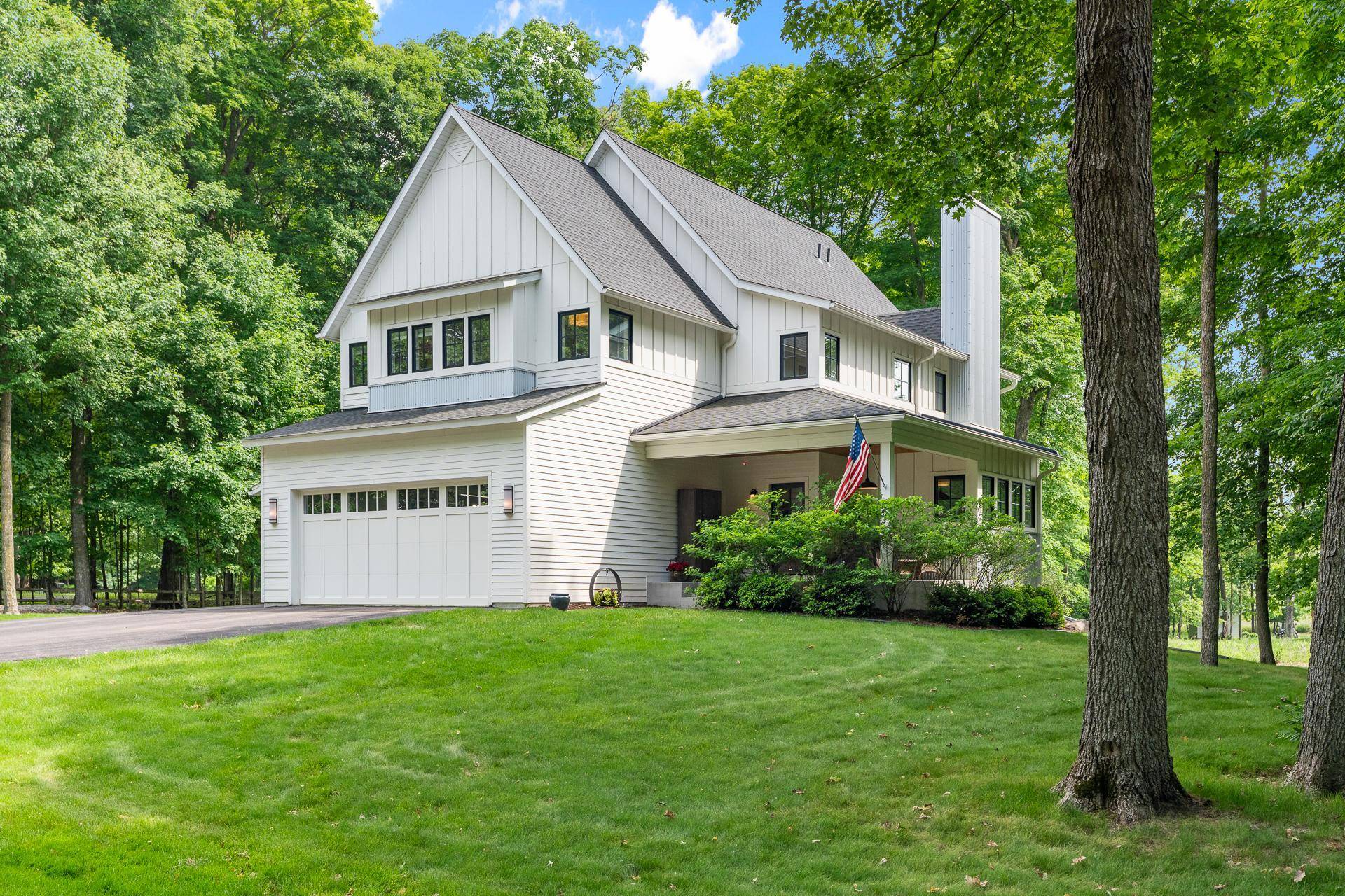 6575 Bay DR, Excelsior, MN 55331