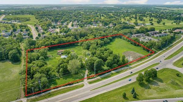 1320 Lyndale AVE N, Faribault, MN 55021