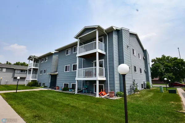 2515 25th ST S,  Fargo,  ND 58103