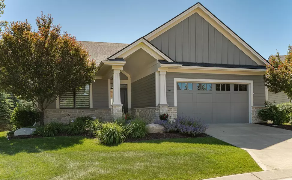 1062 Fox Hill LN SW, Rochester, MN 55902