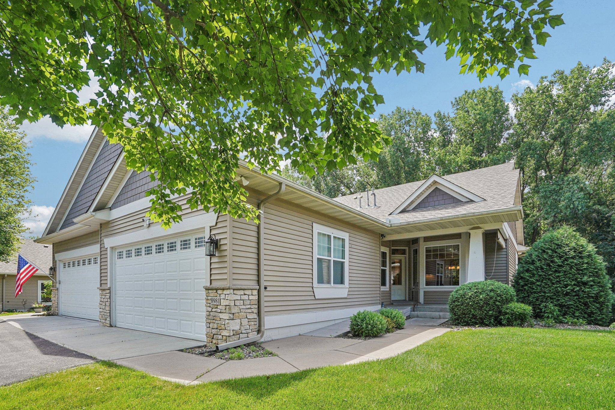 8981 Coffman PATH, Inver Grove Heights, MN 55076