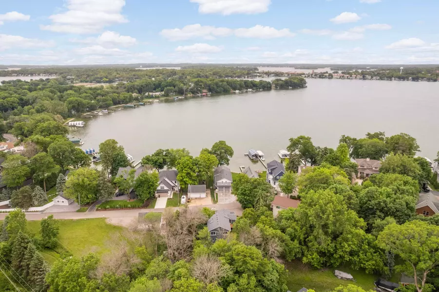 4108 Highwood RD, Mound, MN 55364