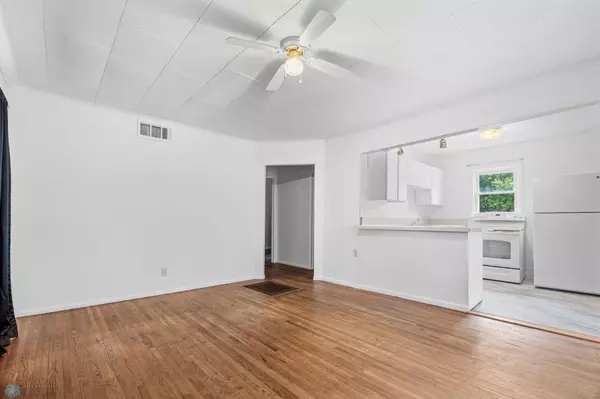 Fargo, ND 58103,113 23rd ST S