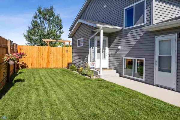 West Fargo, ND 58078,2518 8th CT W