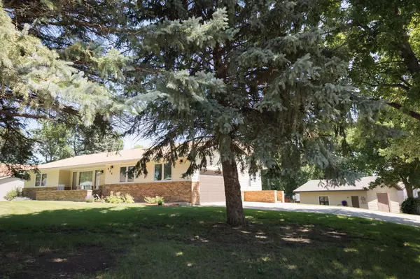 Adrian, MN 56110,516 Pennsylvania AVE