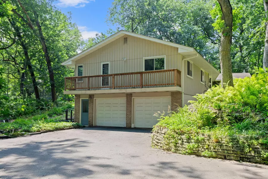 10440 Hadley CIR N, White Bear Lake, MN 55110