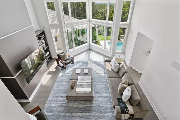 Eden Prairie, MN 55347,11068 Bell Oaks Estate RD