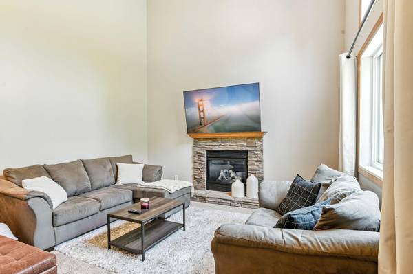 3768 Abercrombie LN, Stillwater, MN 55082