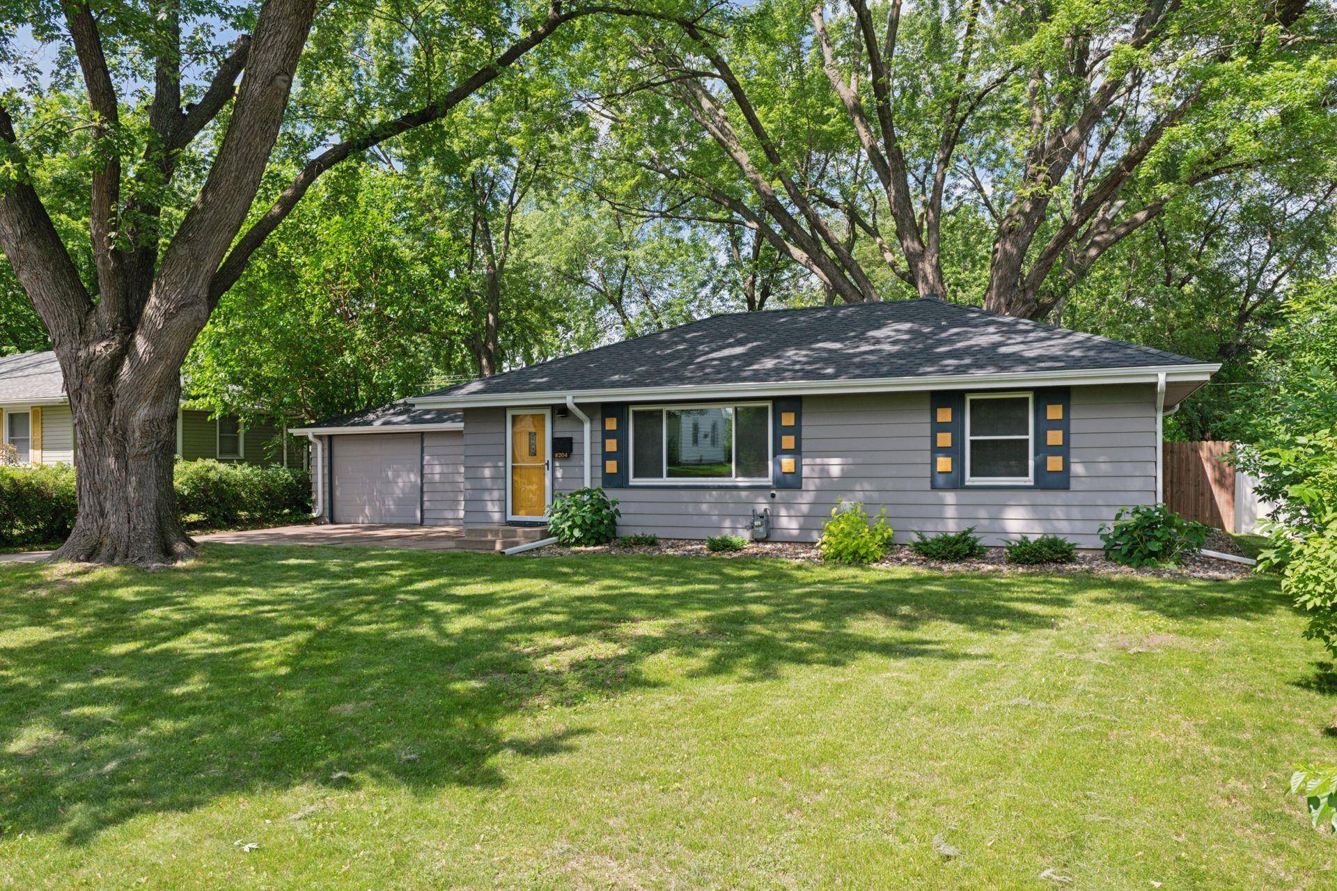 8204 Harriet AVE S, Minneapolis, MN 55420