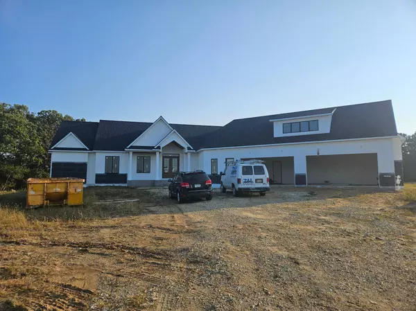 4868 Royal Oaks CIR SW, Rochester, MN 55902