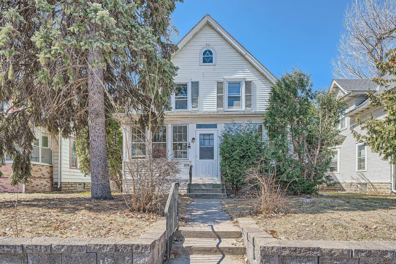 1013 24th AVE SE, Minneapolis, MN 55414