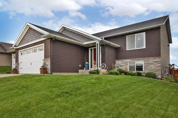 Byron, MN 55920,657 Towne DR NE