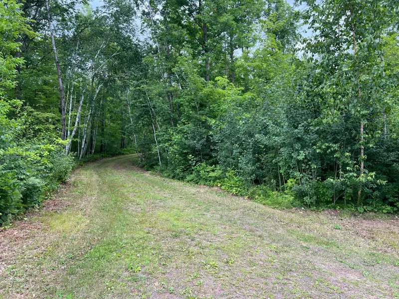 000 Mayfield Rd, Sandstone, MN 55072