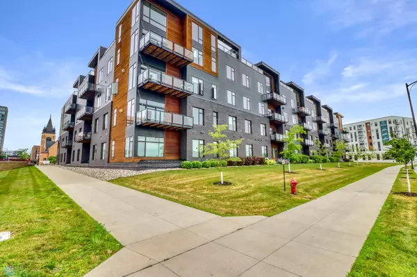 200 4th AVE N, Fargo, ND 58102