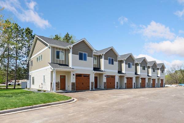 ST, New Richmond, WI 54017