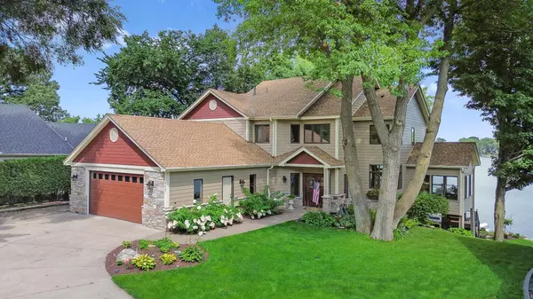 4267 Grainwood CIR NE, Prior Lake, MN 55372