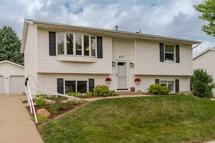 827 44th AVE NW, Rochester, MN 55901