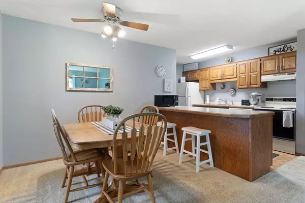 11189 Edgewood CIR N, Champlin, MN 55316