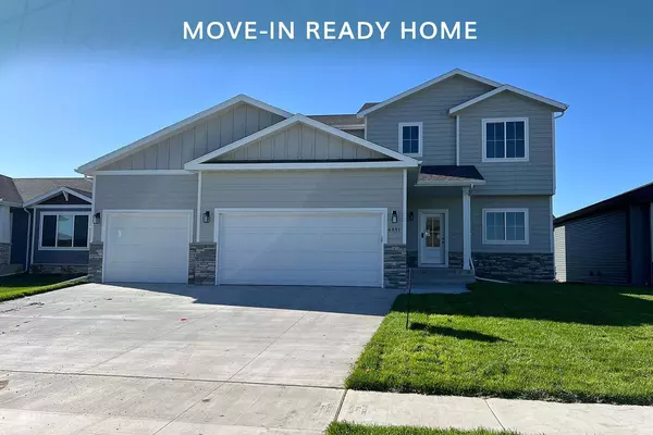 6891 14th ST S, Fargo, ND 58104