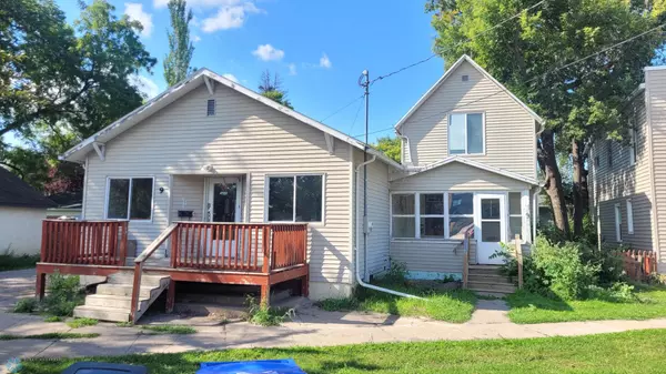 9 6th AVE N,  Fargo,  ND 58102