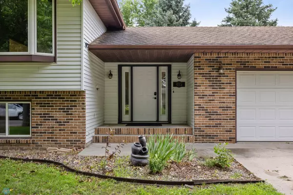 Moorhead, MN 56560,415 Brook AVE