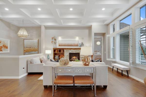 15627 Eddington WAY, Saint Paul, MN 55124