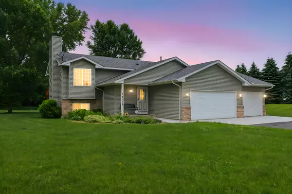 28510 Jeffrey AVE, Chisago City, MN 55013