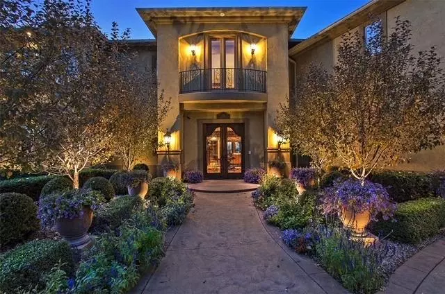 Excelsior, MN 55331,230 Birch Bluff RD