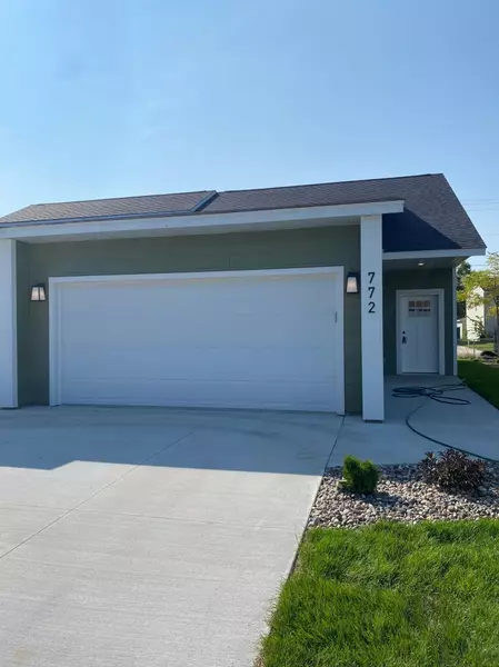 772 Neville CT SE, Rochester, MN 55904