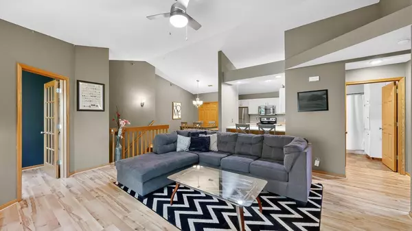 Rochester, MN 55906,1872 Deerhaven LN NE