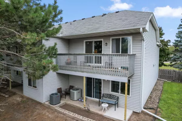 Saint Paul, MN 55124,7662 142nd ST W