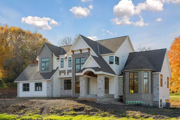 Mound, MN 55364,285 North Shore Dr