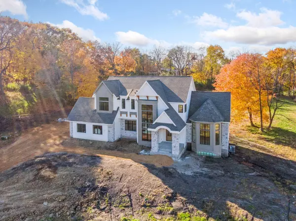 Mound, MN 55364,285 North Shore Dr