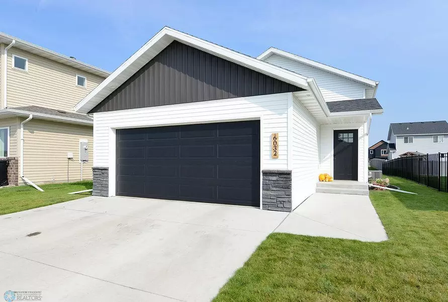 6032 80th AVE S, Horace, ND 58047