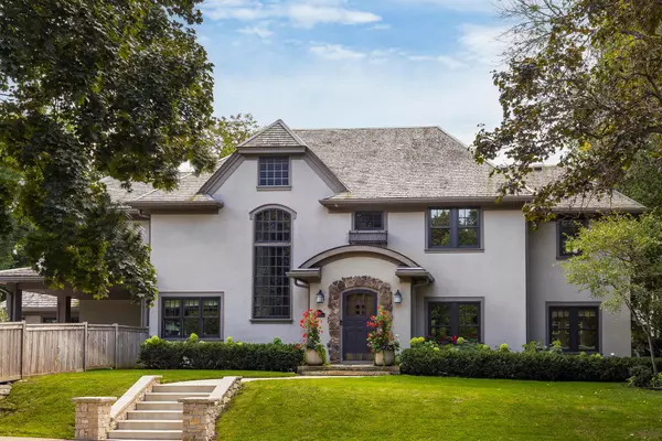 4601 E Lake Harriet Pkwy, Minneapolis, MN 55419