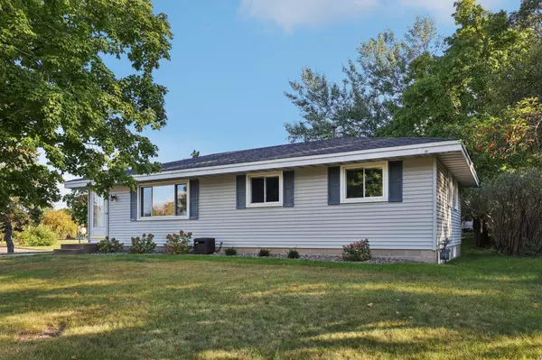 948 Norwood AVE, Anoka, MN 55303