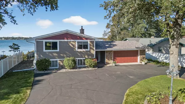 80 Lake DR E, Annandale, MN 55302