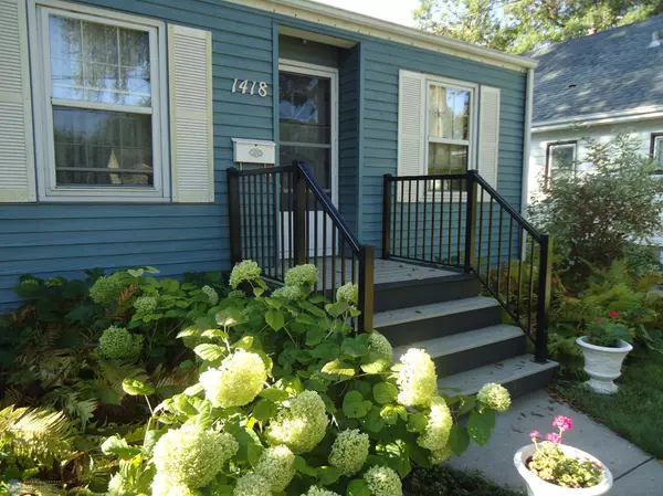 Fargo, ND 58103,1418 11th AVE S