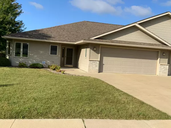 Rochester, MN 55904,2305 Pinestar LN SE