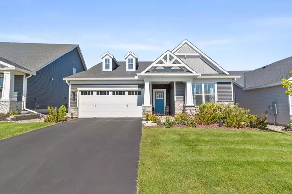 340 Bluejay AVE, Chaska, MN 55318