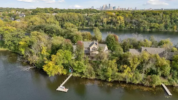 1465 Island DR, Minneapolis, MN 55422