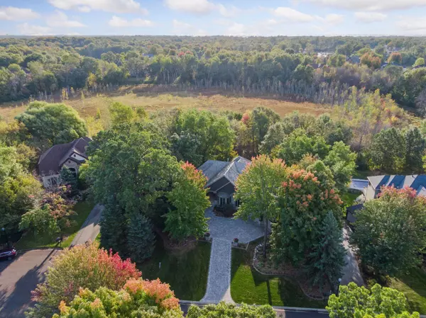 Eden Prairie, MN 55347,8673 Sherwood BLF