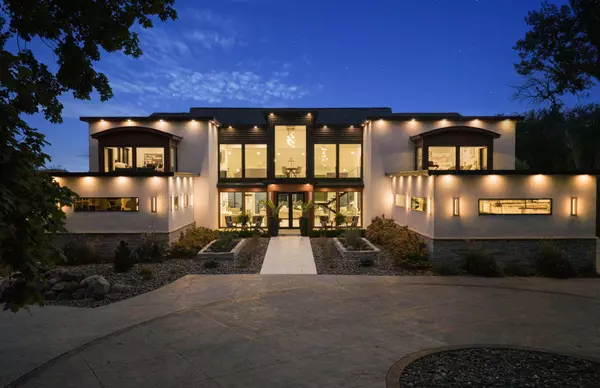 Wayzata, MN 55391,3655 Northome RD