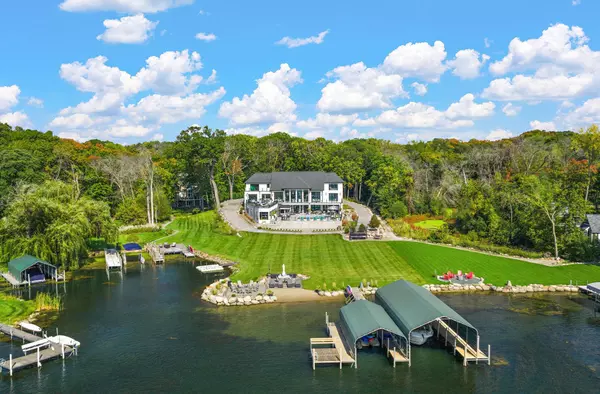 Wayzata, MN 55391,3655 Northome RD