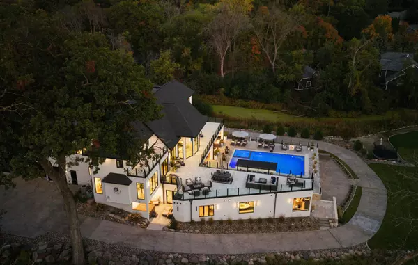 Wayzata, MN 55391,3655 Northome RD