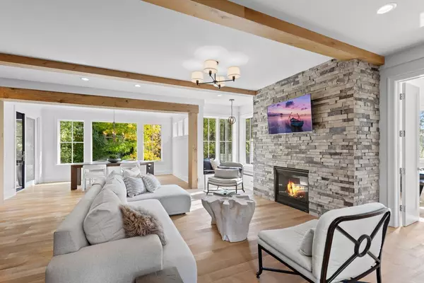 Excelsior, MN 55331,6505 Hawks Pointe LN