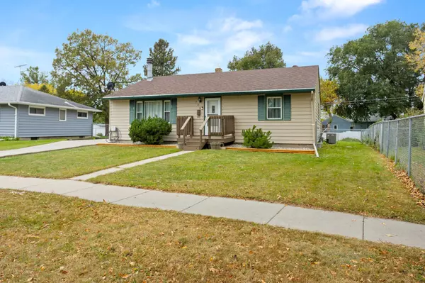 Fargo, ND 58103,705 20th ST S