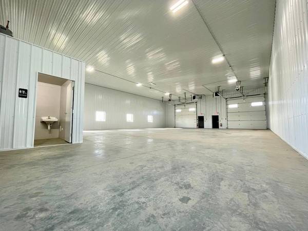 422 29th CT NW, West Fargo, ND 58078